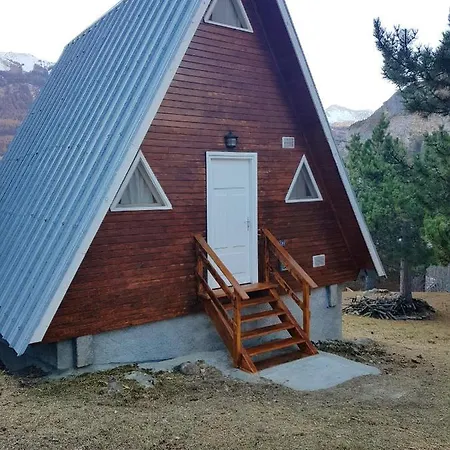 Chalet D'une Avec Jardin A Chalet *